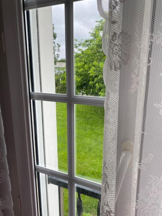 Le Vieux Moulin Bed & Breakfast Bouhet Exterior photo