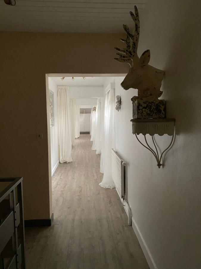 Le Vieux Moulin Bed & Breakfast Bouhet Exterior photo